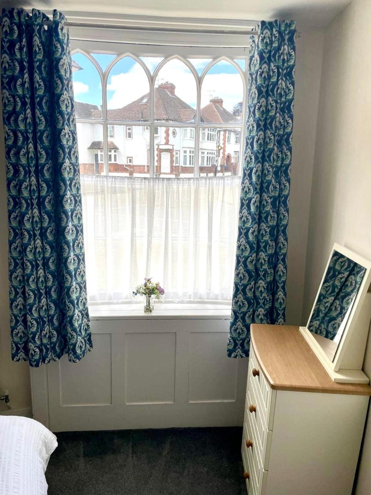 Town Centre Apartment Perfect Location With On-Street Parking Stratford-upon-Avon Chambre photo
