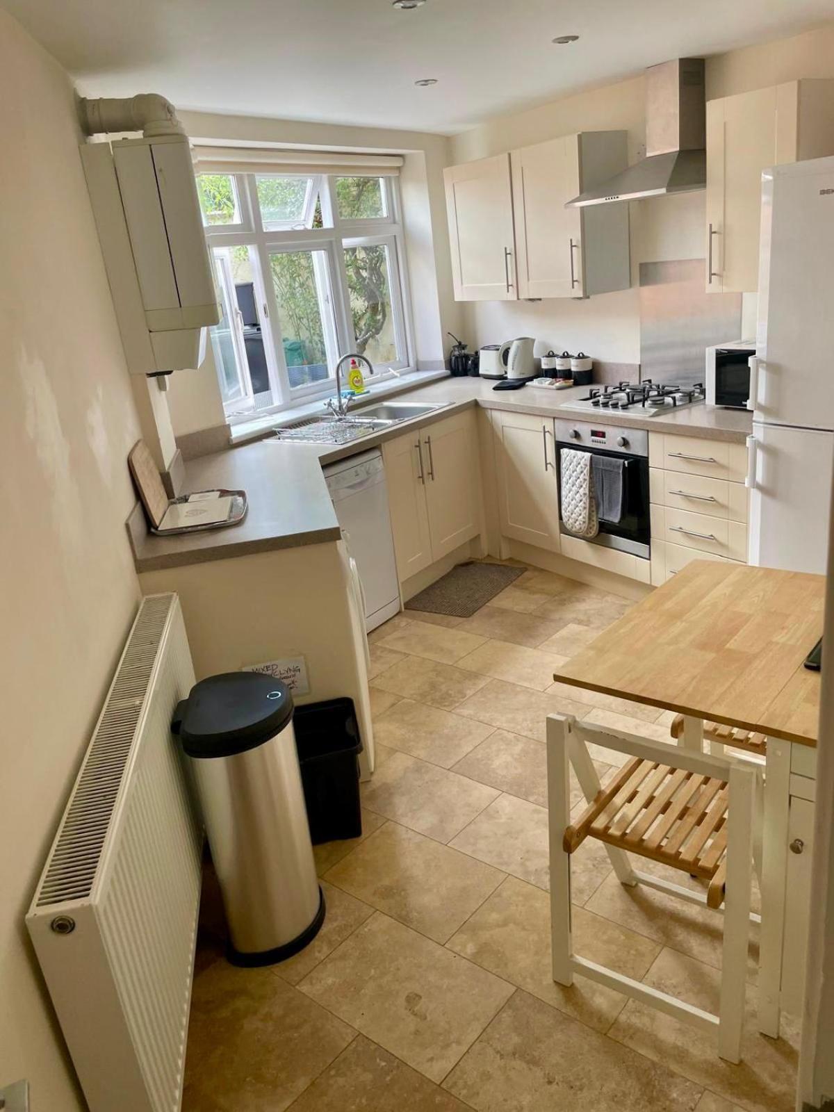 Town Centre Apartment Perfect Location With On-Street Parking Stratford-upon-Avon Chambre photo