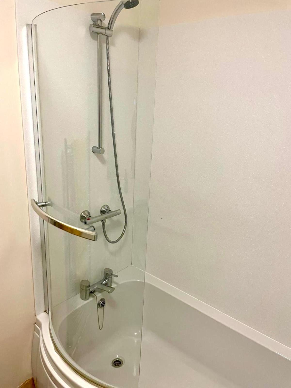 Town Centre Apartment Perfect Location With On-Street Parking Stratford-upon-Avon Chambre photo